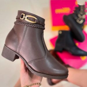 Feminino - Botas